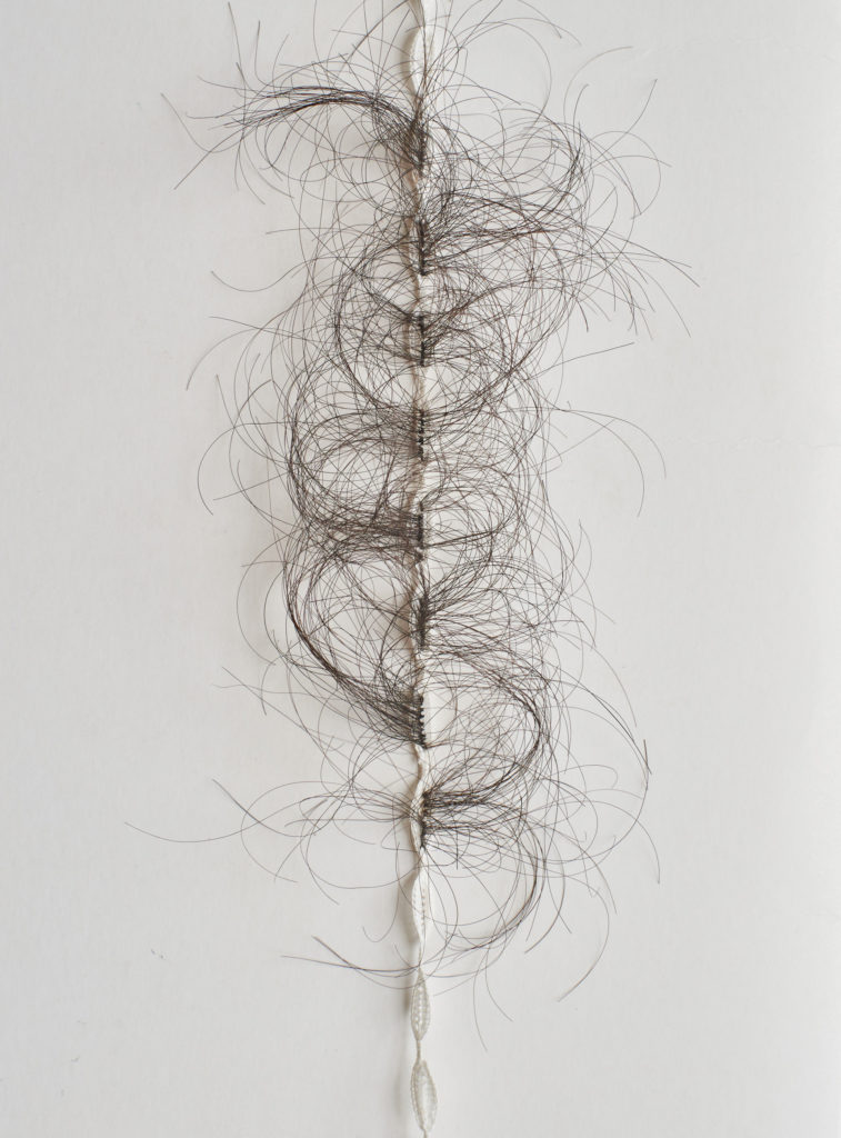 alicecalm_postiche_cheveux_photo ernesto-timor