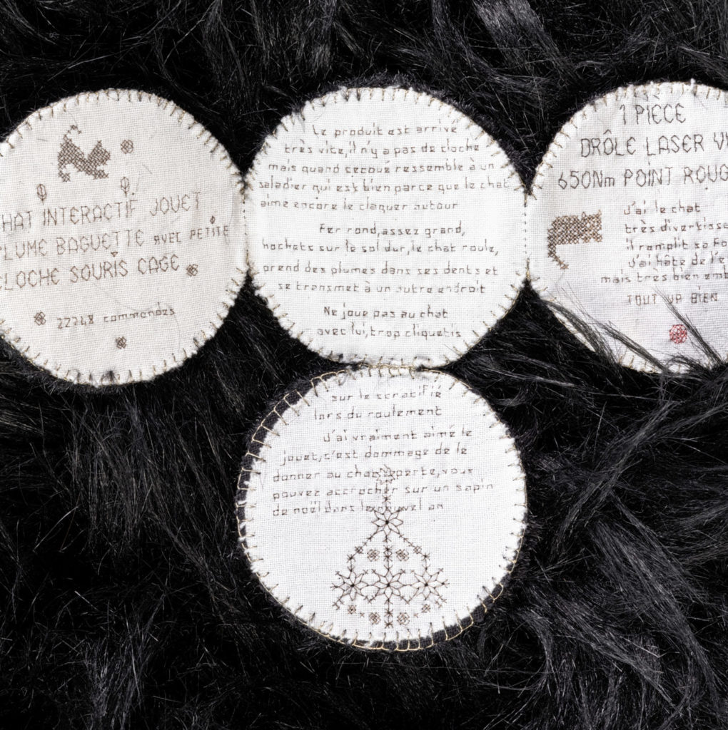 alice calm_cheveux broderie_ livre bouton_ cat's dream_ valeria pacella _23
