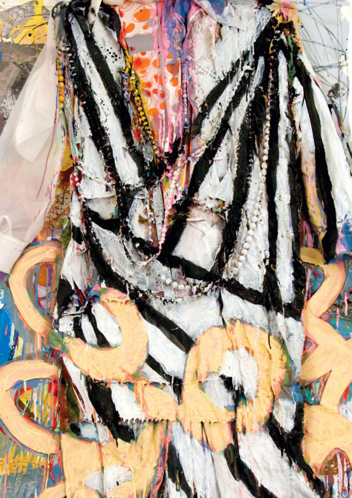Lt_yelow_dress_detail