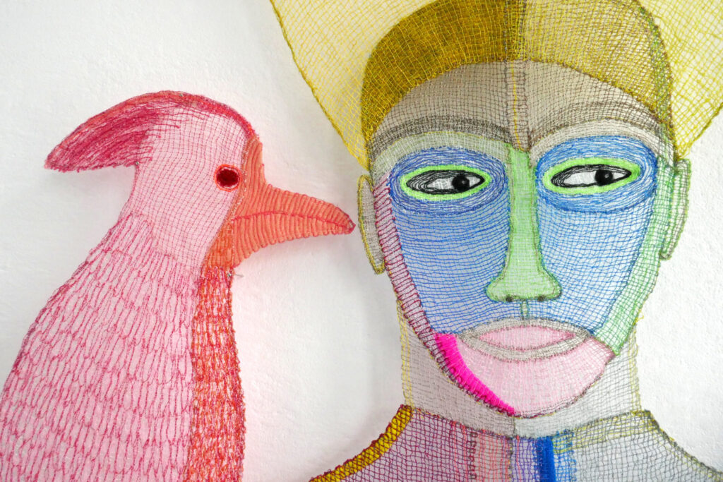 2_©KarolaPezarro_The_bird_and_the_cat_detail_1