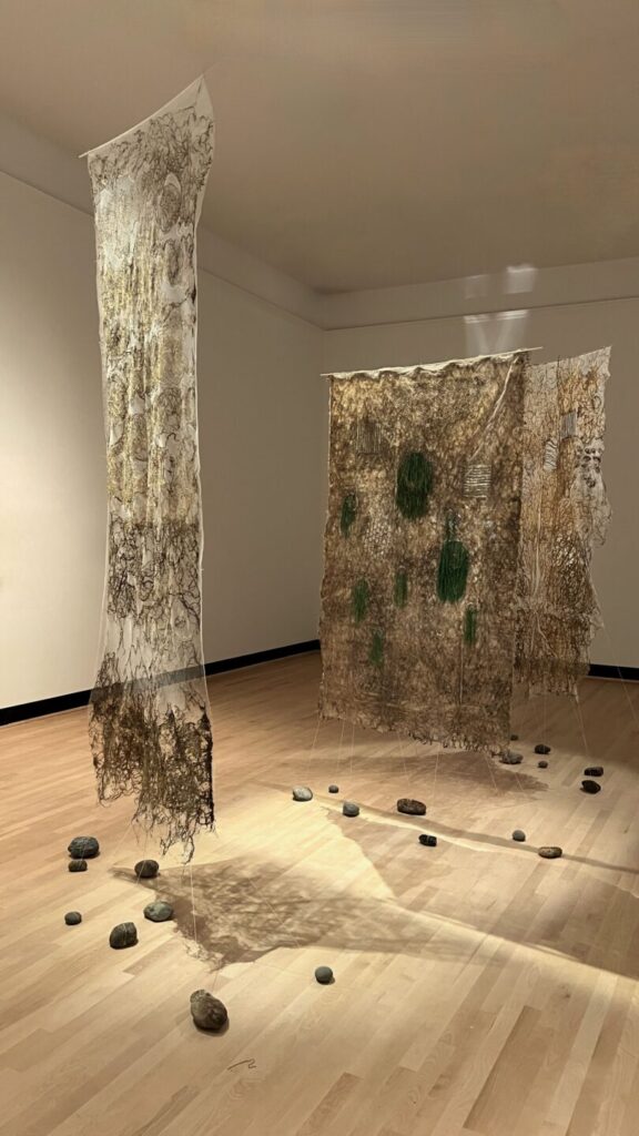 Le Juste Milieu - Installation (2025)
